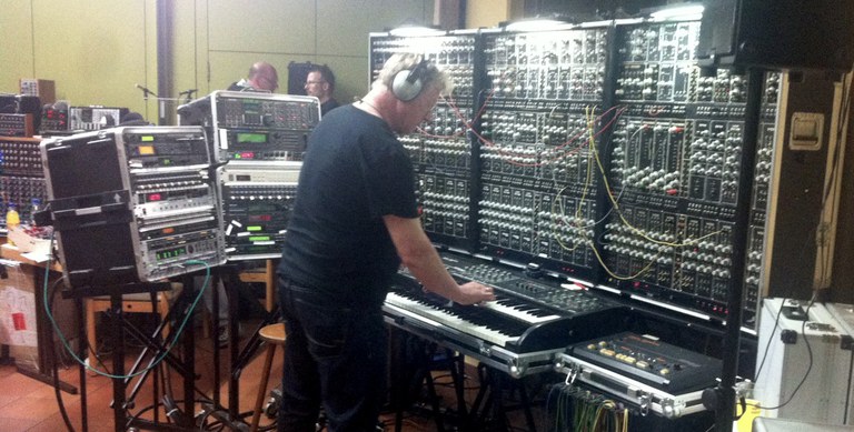 synth